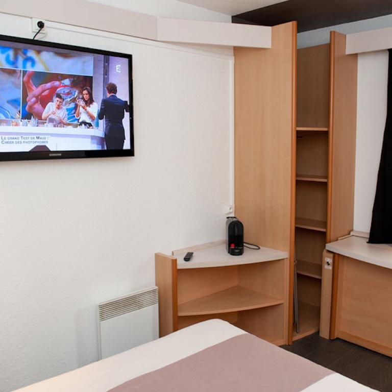 Egg Hotel Gonesse กูเนสส์ ภายนอก รูปภาพ